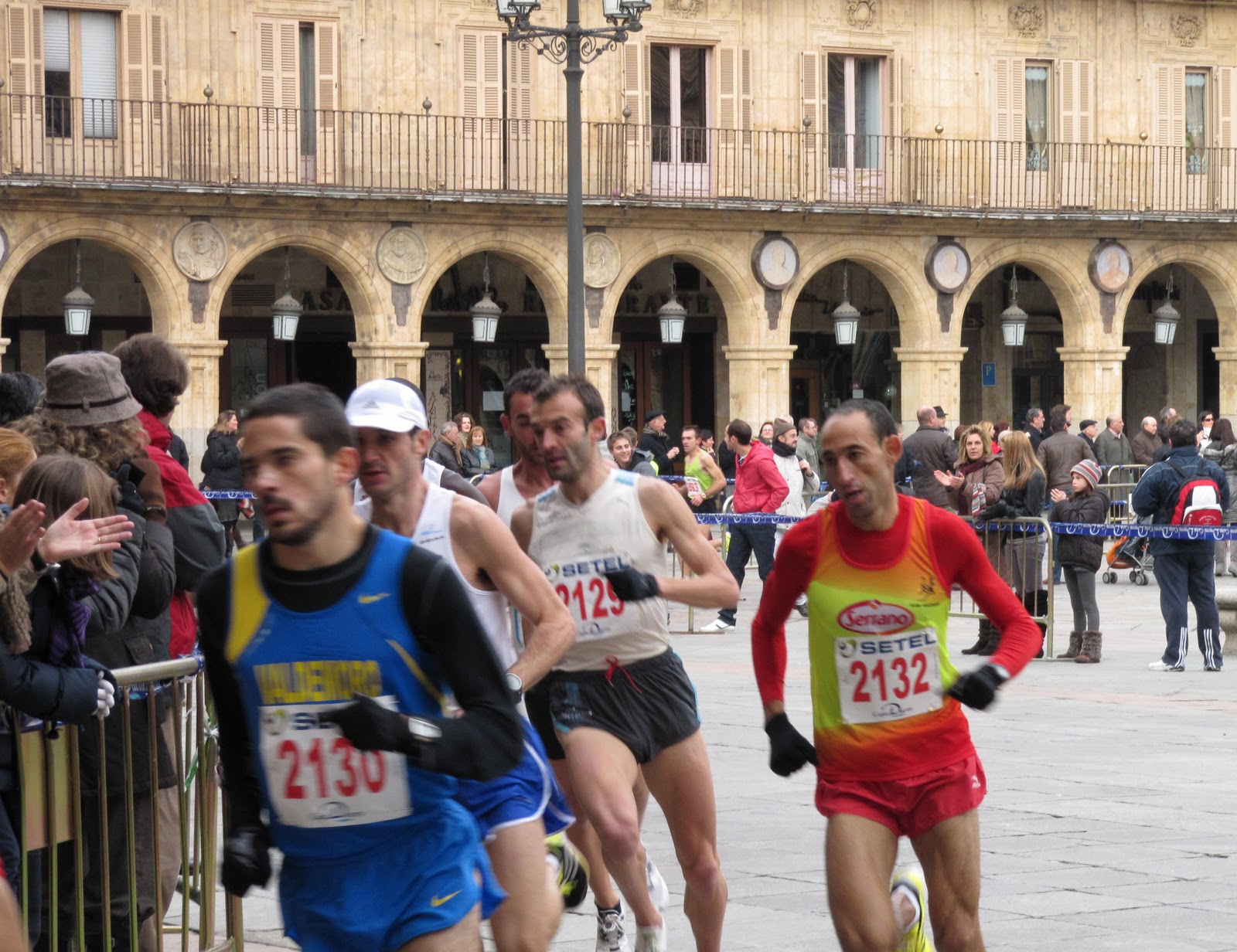 PROMEDIO TIEMPO EN MARATON POR CONTINENTE