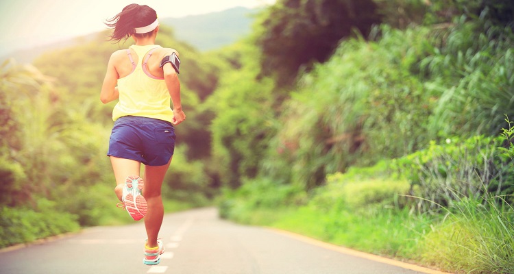 beneficios de entrenar corriendo rápido